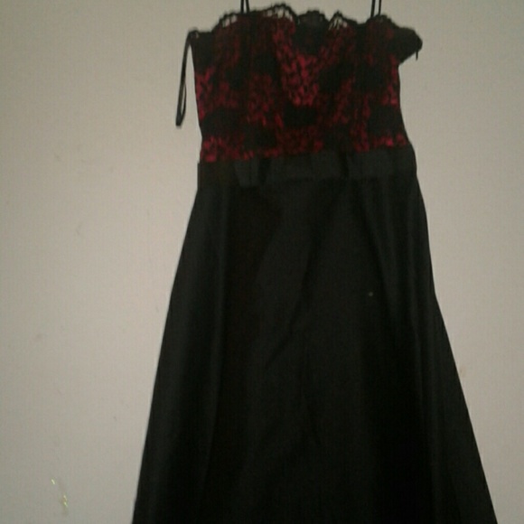 Spaghetti strap dress - Picture 1 of 4